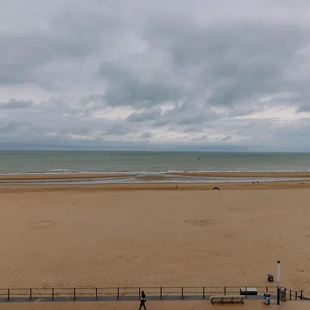 Huswell - Charming In The Centre Of With Sea View Apartment *